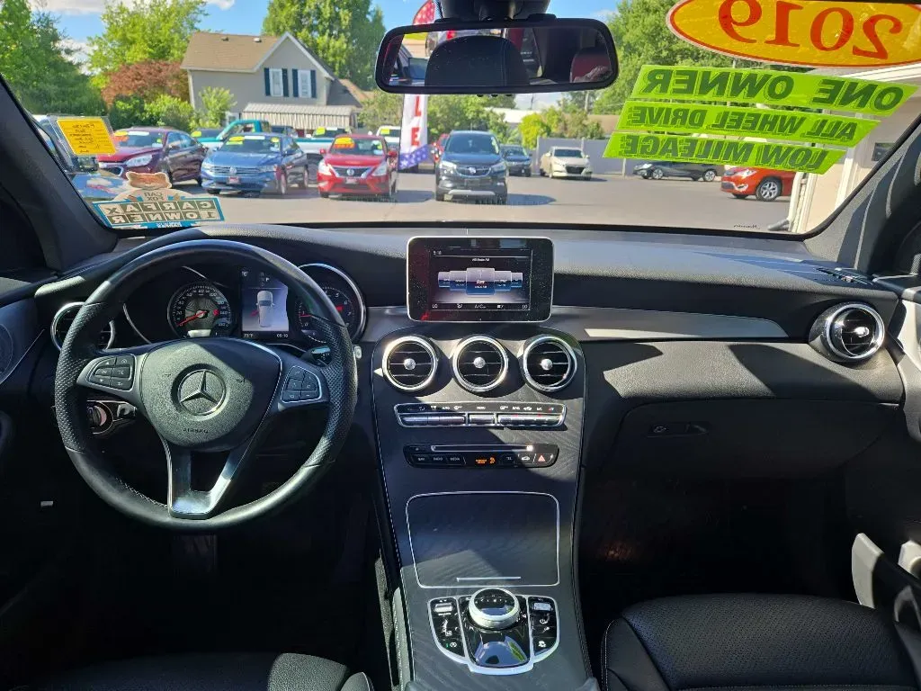2019 Mercedes-Benz GLC GLC300 - Photo 17