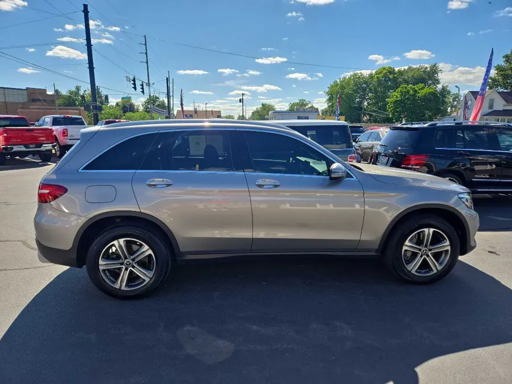2019 Mercedes-Benz GLC GLC300 - Photo 6