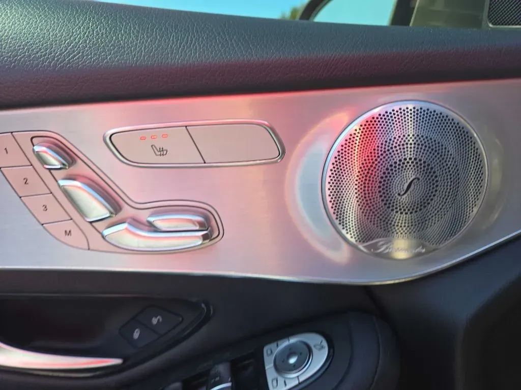2019 Mercedes-Benz GLC GLC300 - Photo 29