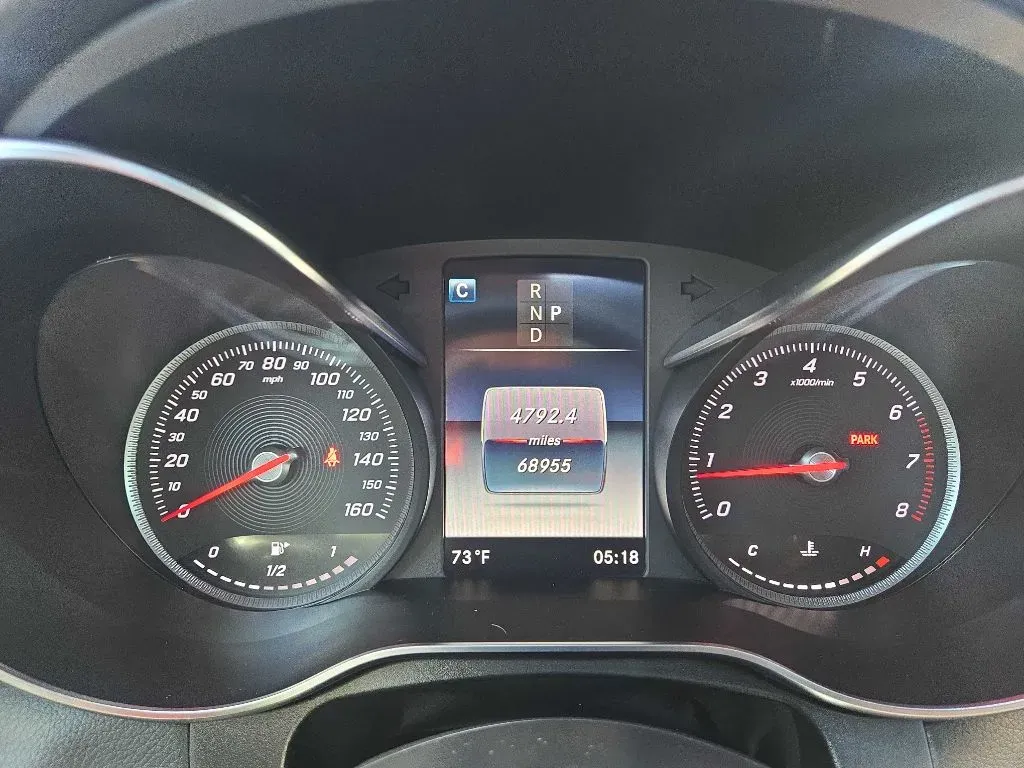 2019 Mercedes-Benz GLC GLC300 - Photo 18