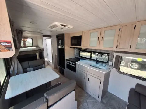Another view of 2024 FOREST RIVER SALEM 261BHXL   261BHXL for sale in Richmond, KY at Central KY Truck and Trailer Sales