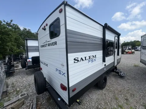 More photos of 2025 FOREST RIVER SALEM 174DBLE at Central KY Truck and Trailer Sales, KY