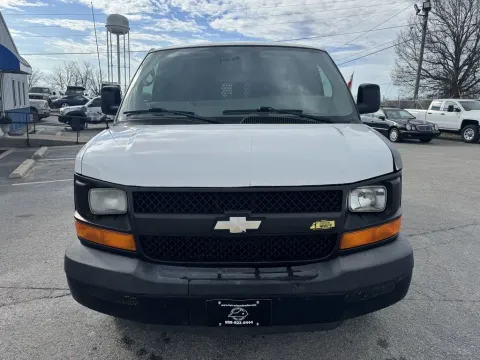 Another view of 2009 CHEVROLET EXPRESS G3500  CG33405 for sale in Richmond, KY at Central KY Truck and Trailer Sales