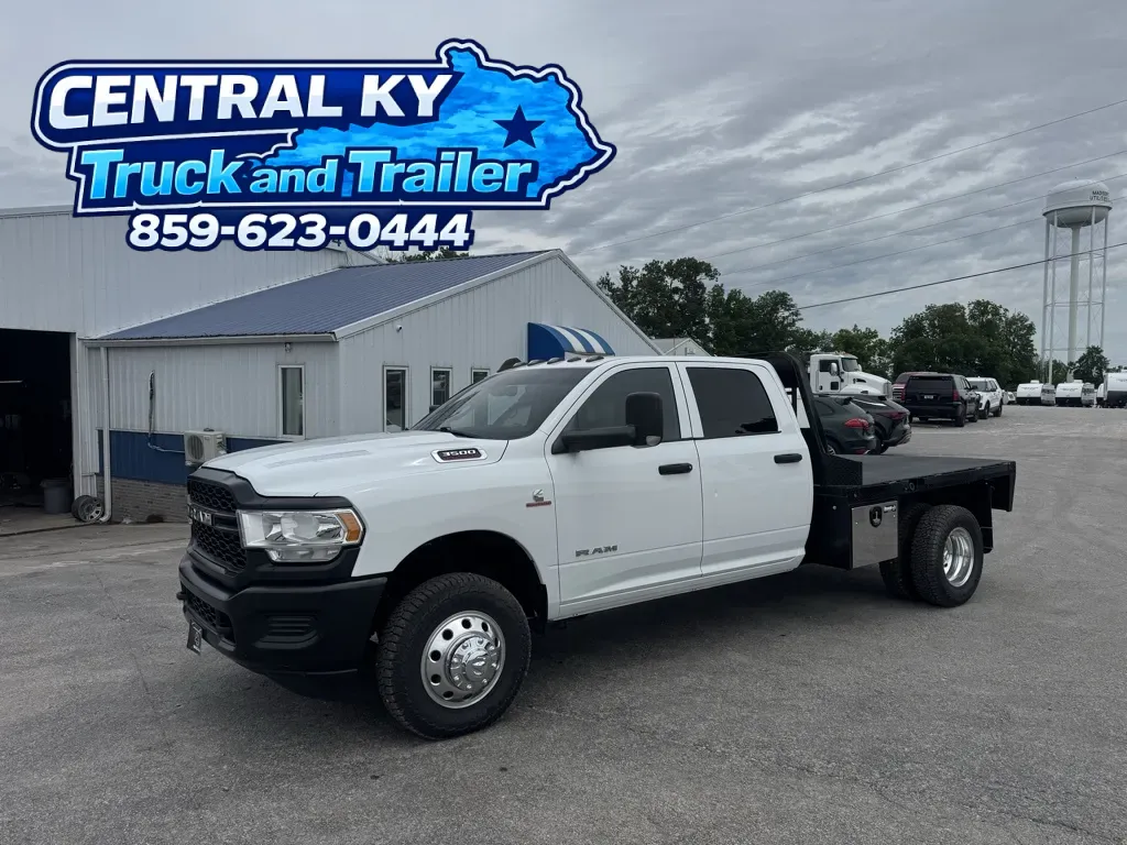 White 2022 RAM 3500 TRADESMAN CREW CAB for sale in Richmond, KY