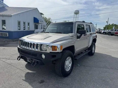 Photos of 2006 HUMMER H3   RN15306 for sale in Richmond, KY at Central KY Truck and Trailer Sales