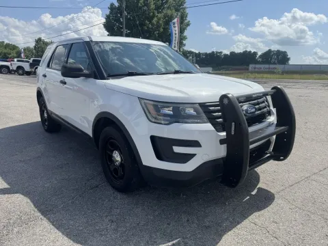 More photos of 2017 FORD EXPLORER POLICE INTERCEPTOR  K8A at Central KY Truck and Trailer Sales, KY