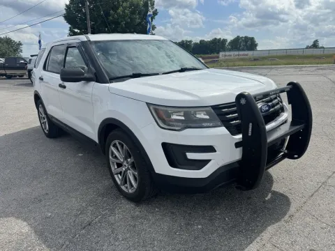 More photos of 2017 FORD EXPLORER POLICE INTERCEPTOR  K8A at Central KY Truck and Trailer Sales, KY