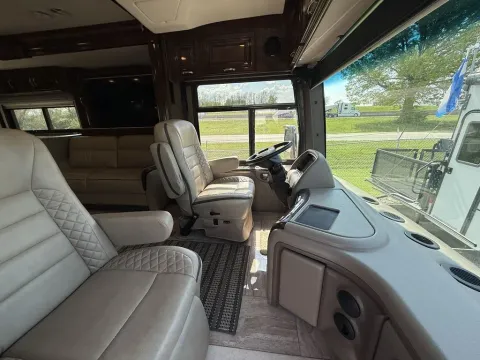 Photos of 2020 Thor Motor Coach Aria 3901 for sale in Richmond, KY at Central KY Truck and Trailer Sales
