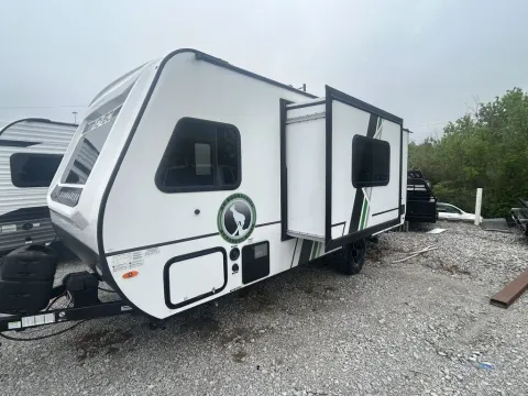 More photos of 2020 Forest River No Boundaries 19 Series NB19.8 at Central KY Truck and Trailer Sales, KY