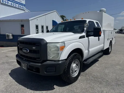 Photos of 2016 Ford Super Duty F-350 SRW   X3E for sale in Richmond, KY at Central KY Truck and Trailer Sales