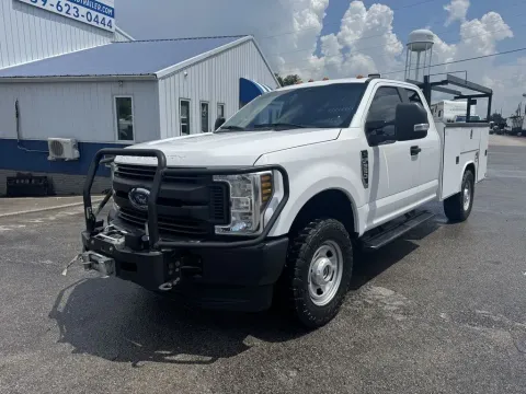 Photos of 2019 Ford Super Duty F-350 SRW 4x4 Utility   X3F for sale in Richmond, KY at Central KY Truck and Trailer Sales