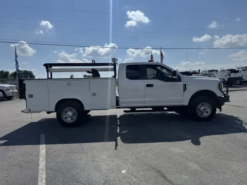 More photos of 2019 Ford Super Duty F-350 SRW 4x4 Utility   X3F at Central KY Truck and Trailer Sales, KY