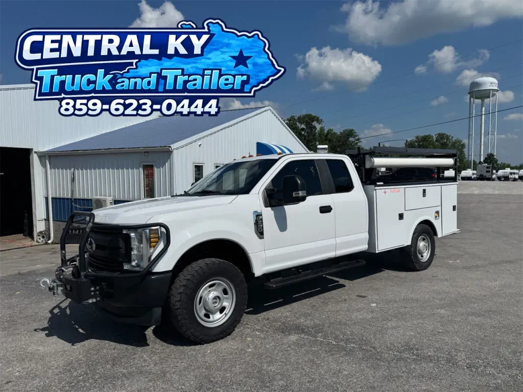 White 2019 Ford Super Duty F-350 SRW 4x4 Utility X3F for sale in Richmond, KY