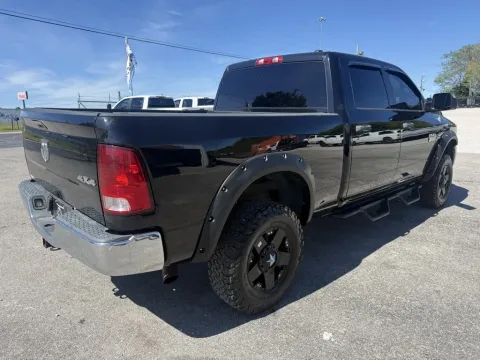 More photos of 2012 Ram 3500 SLT CREW CAB 4X4 at Central KY Truck and Trailer Sales, KY