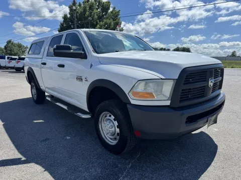More photos of 2012 Ram 2500 Crew Cab 4x4 ST  DJ7L91 at Central KY Truck and Trailer Sales, KY