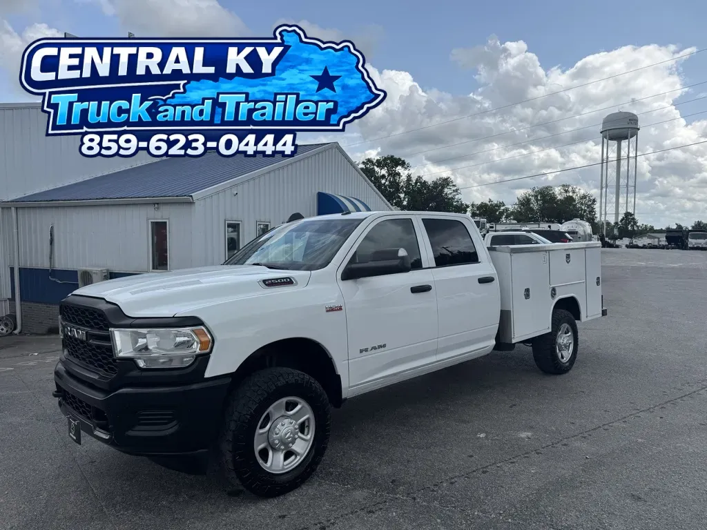 White 2022 Ram 2500 Crew Cab Tradesman 4x4 Utility for sale in Richmond, KY
