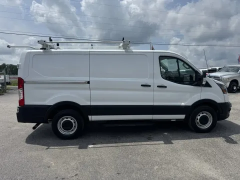More photos of 2020 Ford Transit 250 Cargo at Central KY Truck and Trailer Sales, KY