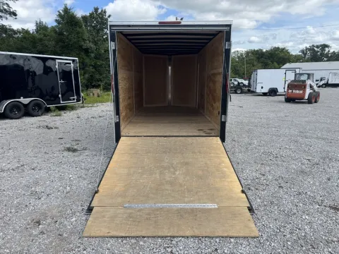 More photos of 2026 Homesteader Intrepid 716IT PRE-OWNED at Central KY Truck and Trailer Sales, KY