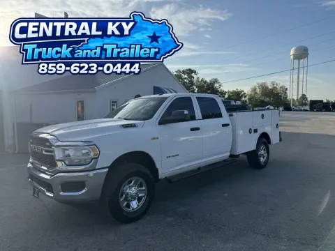 White 2022 Ram 2500 Crew Cab Tradesman 4x4 Utility 4x4 Utility for sale in Richmond, KY