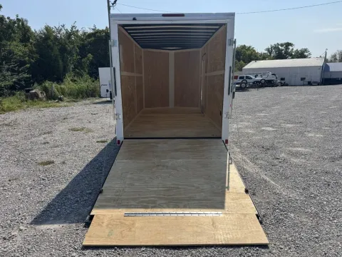 More photos of 2027 Homesteader Intrepid 714IT at Central KY Truck and Trailer Sales, KY