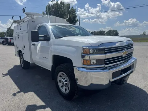 More photos of 2017 Chevrolet Silverado 3500HD Regular Cab Work Truck 2wd Utility at Central KY Truck and Trailer Sales, KY
