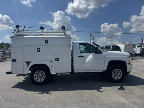 More photos of 2017 Chevrolet Silverado 3500HD Regular Cab Work Truck 2wd Utility at Central KY Truck and Trailer Sales, KY
