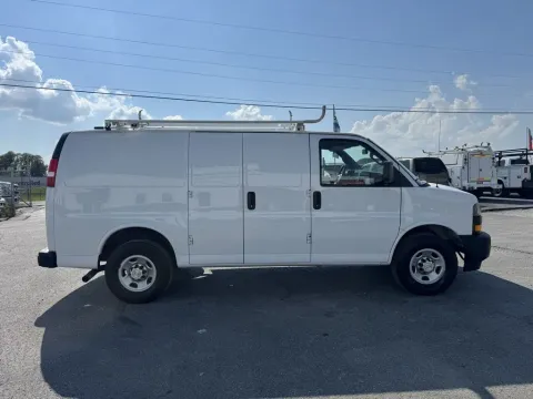 More photos of 2020 Chevrolet Express 2500 Cargo at Central KY Truck and Trailer Sales, KY