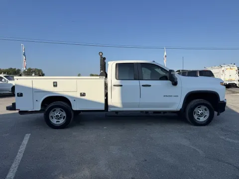 More photos of 2021 Chevrolet Silverado 2500HD Double Cab Work Truck 4x4 Utility at Central KY Truck and Trailer Sales, KY