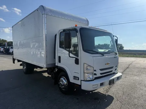 More photos of 2017 Chevrolet 3500 LCF BOX TRUCK at Central KY Truck and Trailer Sales, KY