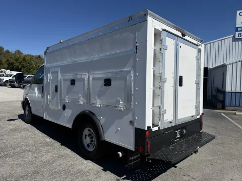 More photos of 2018 Chevrolet Express 3500 KUV at Central KY Truck and Trailer Sales, KY