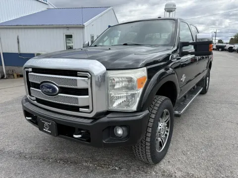 Another view of 2015 Ford F-250 Super Duty Platinum for sale in Richmond, KY at Central KY Truck and Trailer Sales