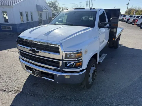 Another view of 2019 Chevrolet Silverado 6500HD WT FLAT BED for sale in Richmond, KY at Central KY Truck and Trailer Sales