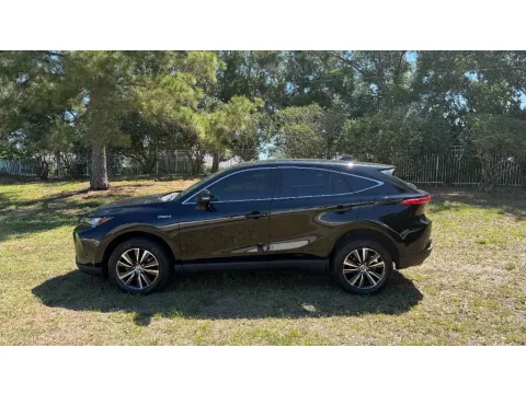 Photos of 2021 Toyota Venza LE for sale in Bradenton, FL at BLVD Auto Inc