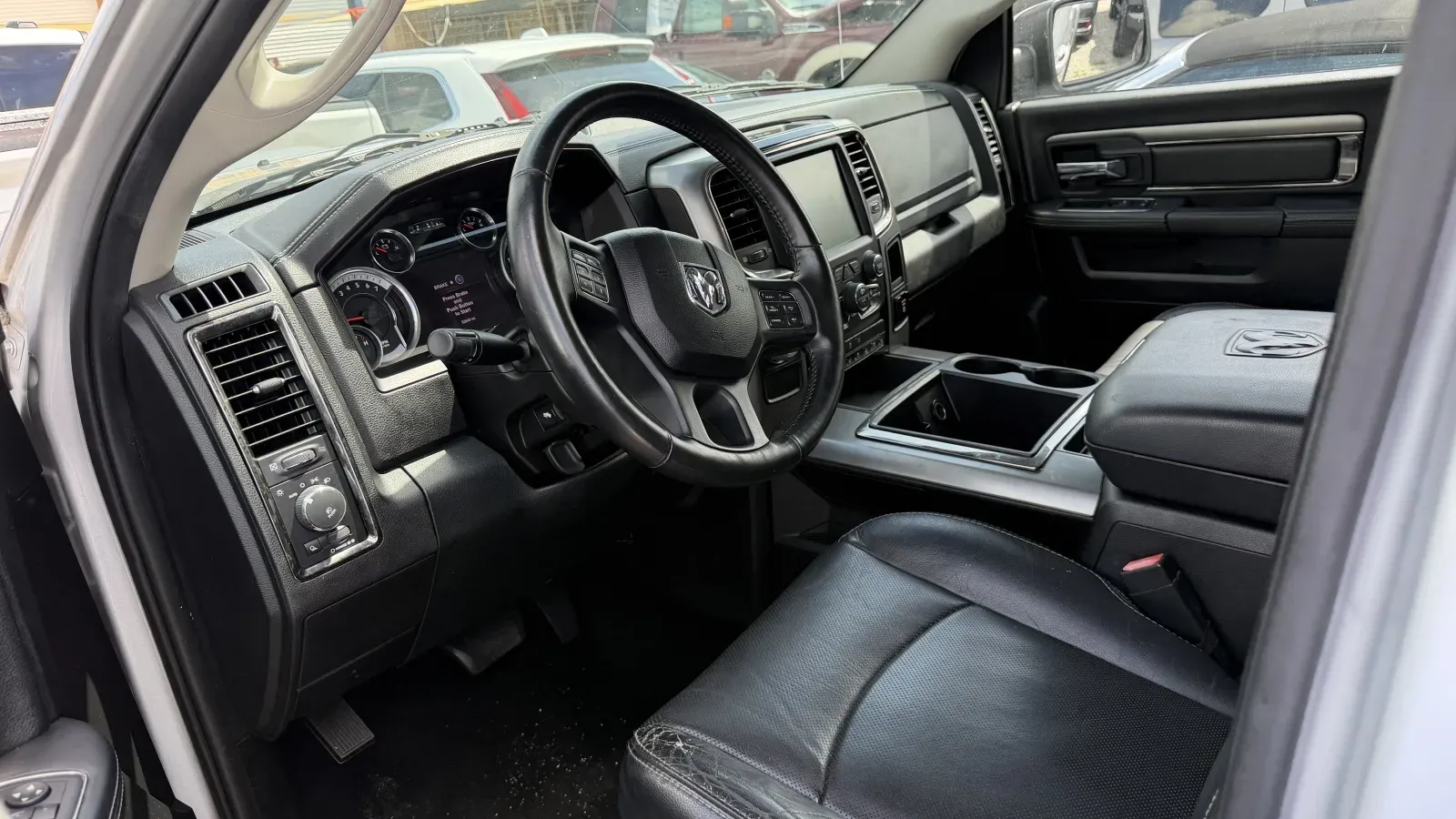 2015 RAM Ram 1500 Pickup Sport - Photo 3