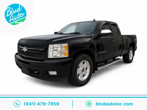 Black 2010 Chevrolet Silverado 1500 LT for sale in Bradenton, FL