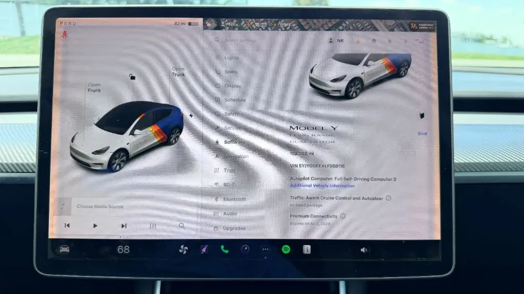 2020 Tesla Model Y Long Range - Photo 12