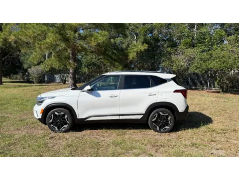 Photos of 2024 Kia Seltos SX for sale in Bradenton, FL at BLVD Auto Inc
