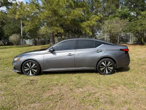 Photos of 2019 Nissan Altima SV for sale in Bradenton, FL at BLVD Auto Inc