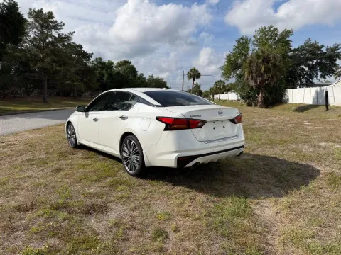 Another view of 2023 Nissan Altima SL for sale in Bradenton, FL at BLVD Auto Inc