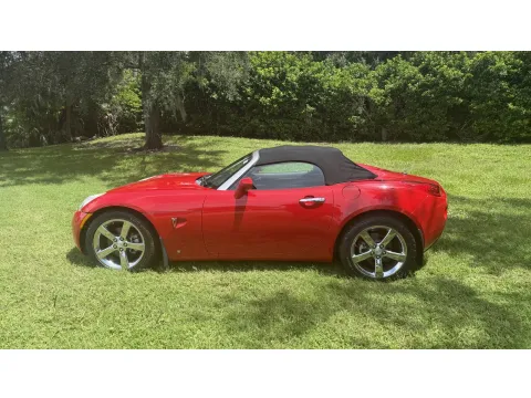 More photos of 2007 Pontiac Solstice at BLVD Auto Inc, FL