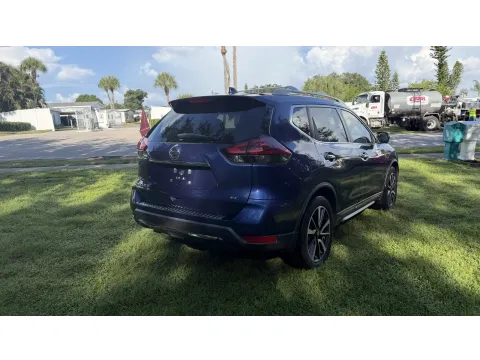 More photos of 2020 Nissan Rogue SL at BLVD Auto Inc, FL