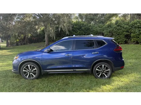 More photos of 2020 Nissan Rogue SL at BLVD Auto Inc, FL