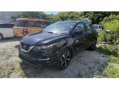 Another view of 2020 Nissan Rogue Sport SL for sale in Bradenton, FL at BLVD Auto Inc