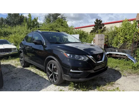 More photos of 2020 Nissan Rogue Sport SL at BLVD Auto Inc, FL