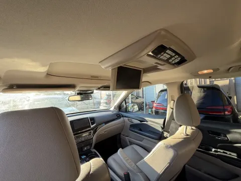 More photos of 2018 Honda Pilot Elite at BLVD Auto Inc, FL