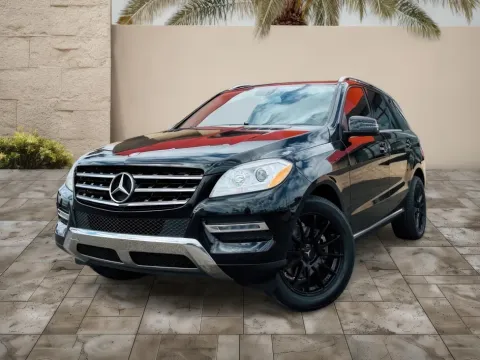 Photos of 2014 Mercedes-Benz ML 350 for sale in Scottsdale, AZ at Ultimate Powersports - Luxury Used Cars Scottsdale
