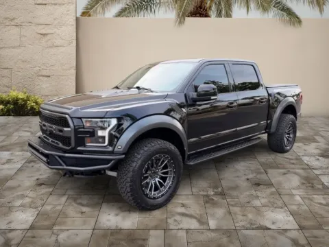 More photos of 2018 Ford F-150 Raptor at Ultimate Powersports - Luxury Used Cars Scottsdale, AZ