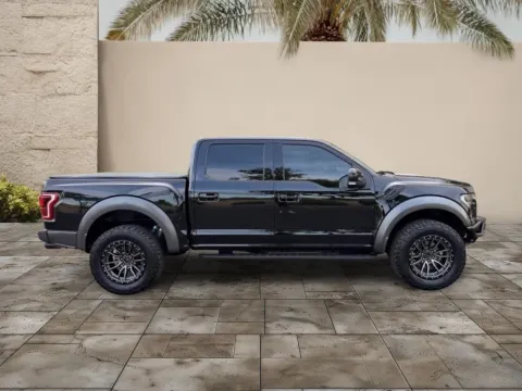 More photos of 2018 Ford F-150 Raptor at Ultimate Powersports - Luxury Used Cars Scottsdale, AZ