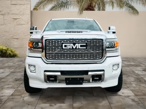 Another view of 2019 GMC Sierra 2500 HD Denali for sale in Scottsdale, AZ at Ultimate Powersports - Luxury Used Cars Scottsdale