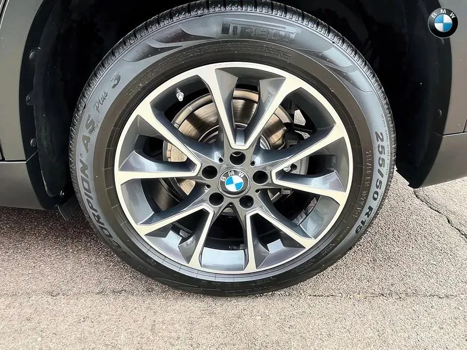 BMW X5 photo 21